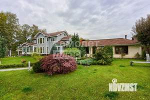 Дом 450м&sup2;, 3-этажный, участок 23 сот.  