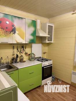 Дом 97м², 2-этажный, участок 10 сот.  