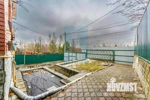 Дом 279м², 3-этажный, участок 10 сот.  