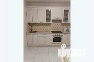 1-к квартира, посуточно, 42м2, 7/15 этаж