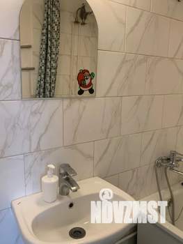 Студия квартира, посуточно, 20м2, 3/18 этаж