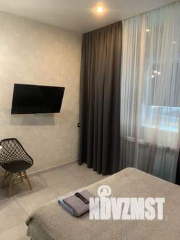 Студия квартира, посуточно, 25м2, 1/18 этаж