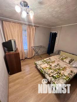 1-к квартира, посуточно, 34м2, 3/5 этаж
