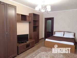 1-к квартира, посуточно, 38м2, 2/17 этаж