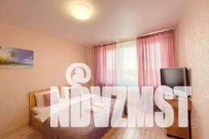 1-к квартира, посуточно, 40м2, 15/16 этаж