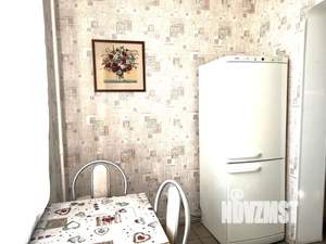 1-к квартира, посуточно, 38м2, 3/17 этаж