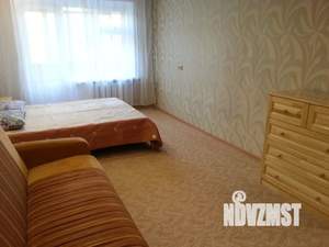 1-к квартира, посуточно, 33м2, 4/9 этаж