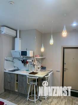 Студия квартира, посуточно, 20м2, 1/20 этаж