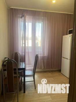 1-к квартира, посуточно, 52м2, 1/1 этаж