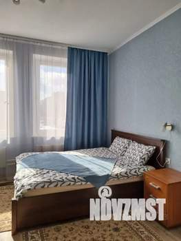 Студия квартира, посуточно, 20м2, 3/18 этаж