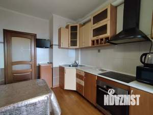 2-к квартира, посуточно, 44м2, 9/16 этаж