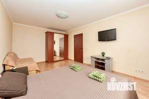 1-к квартира, посуточно, 35м2, 3/17 этаж