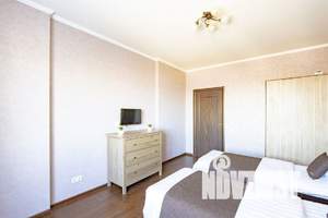 1-к квартира, посуточно, 38м2, 13/16 этаж