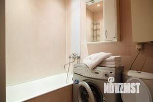 2-к квартира, посуточно, 42м2, 1/5 этаж