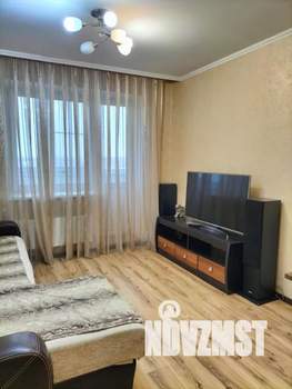 1-к квартира, посуточно, 42м2, 13/16 этаж