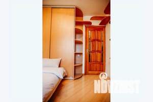 2-к квартира, посуточно, 42м2, 3/9 этаж