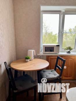2-к квартира, посуточно, 45м2, 5/6 этаж