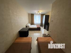 1-к квартира, посуточно, 38м2, 5/15 этаж