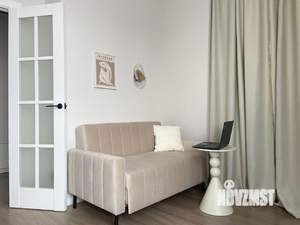 1-к квартира, посуточно, 38м2, 15/20 этаж