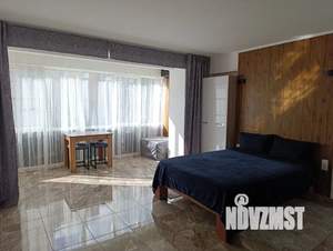 Студия квартира, посуточно, 35м2, 3/5 этаж