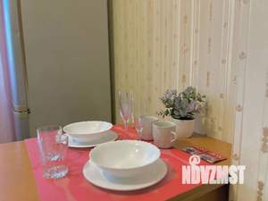 1-к квартира, посуточно, 40м2, 10/20 этаж