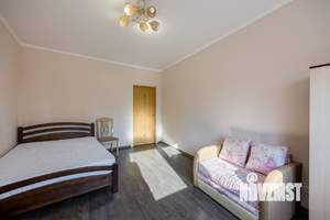 3-к квартира, на длительный срок, 130м2, 3/22 этаж