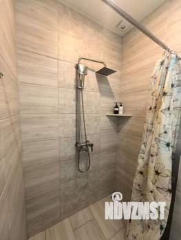 Студия квартира, посуточно, 25м2, 1/18 этаж