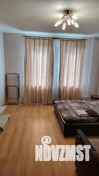 1-к квартира, посуточно, 38м2, 10/17 этаж