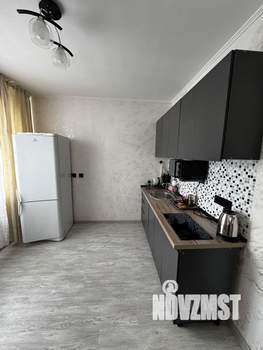 1-к квартира, посуточно, 38м2, 14/16 этаж