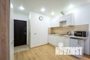 1-к квартира, посуточно, 18м2, 1/18 этаж