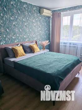 1-к квартира, посуточно, 42м2, 5/5 этаж