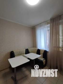 1-к квартира, посуточно, 36м2, 1/1 этаж