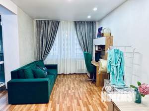 Студия квартира, посуточно, 46м2, 13/22 этаж