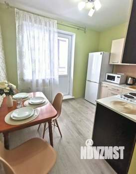 1-к квартира, посуточно, 40м2, 13/17 этаж