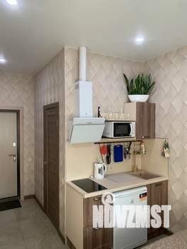 Студия квартира, посуточно, 20м2, 1/20 этаж