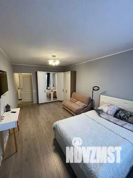 1-к квартира, посуточно, 38м2, 7/18 этаж