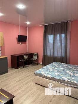 Студия квартира, посуточно, 25м2, 1/3 этаж