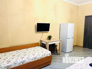 Студия квартира, посуточно, 25м2, 1/18 этаж