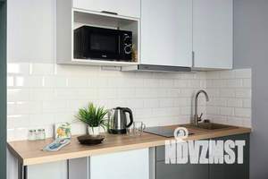 1-к квартира, посуточно, 12м2, 2/18 этаж