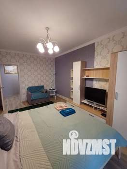 1-к квартира, посуточно, 40м2, 5/17 этаж