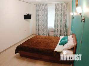 1-к квартира, посуточно, 40м2, 1/5 этаж