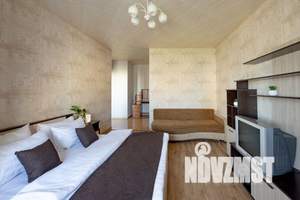 1-к квартира, посуточно, 40м2, 9/17 этаж