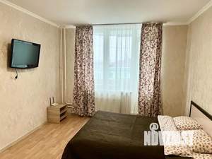 1-к квартира, посуточно, 38м2, 3/17 этаж