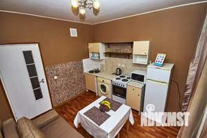 1-к квартира, посуточно, 39м2, 1/1 этаж