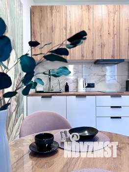 Студия квартира, посуточно, 30м2, 3/7 этаж