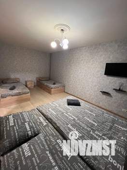 1-к квартира, посуточно, 38м2, 1/5 этаж