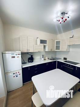 1-к квартира, посуточно, 42м2, 3/20 этаж