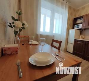 1-к квартира, посуточно, 42м2, 13/17 этаж