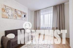 1-к квартира, посуточно, 42м2, 17/18 этаж