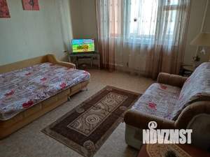 1-к квартира, посуточно, 40м2, 8/14 этаж